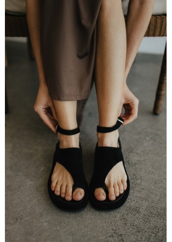 asymmetrical toe ring sandals